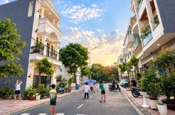 bán nhà gần vincom dĩ an