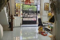 nhà gần chợ đông hoà dĩ an