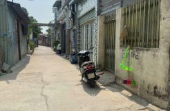 Đất xóm vắng dĩ an