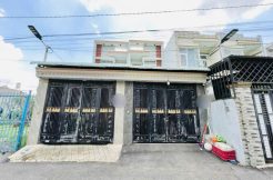 bán nhà gần chợ Đông Hòa