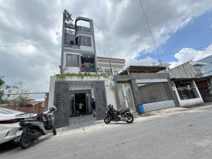 nhà mặt tiền tthcm dĩ an