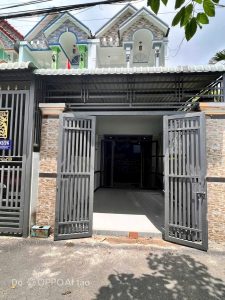 nhà gần chợ tân long