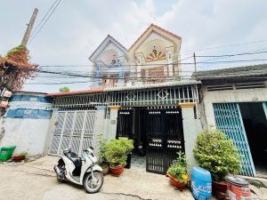 nhà hai bà Trưng dĩ an