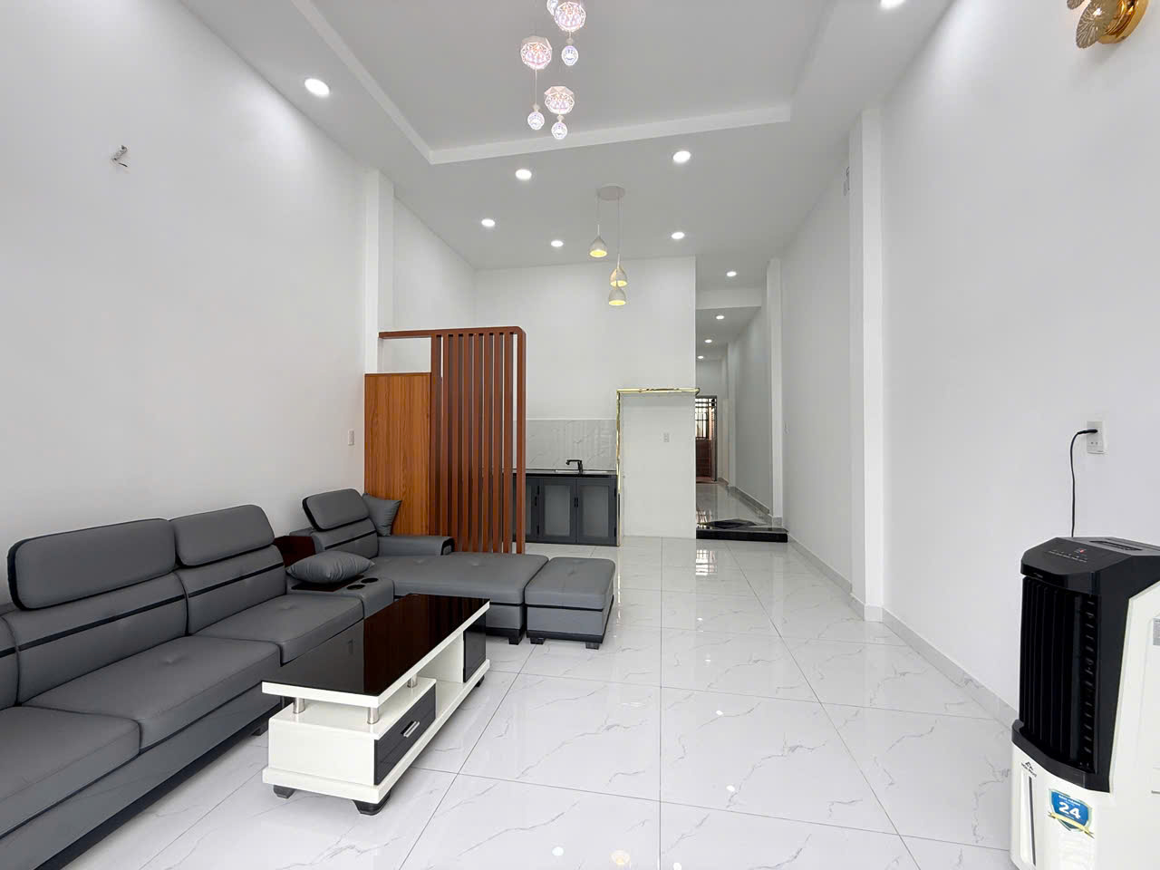 bán nhà đường nguyễn du dĩ an