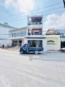 nhà gần chợ thống nhất