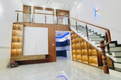 nhà gần chợ đông hòa