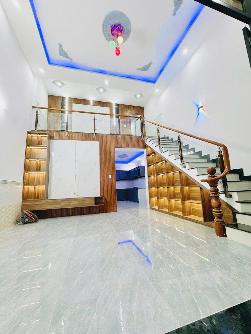 Bán nhà gần chợ Đông Hoà Dĩ An Nhà Cấp 4 Gác Lửng