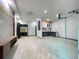 nhà gần trường học dĩ an