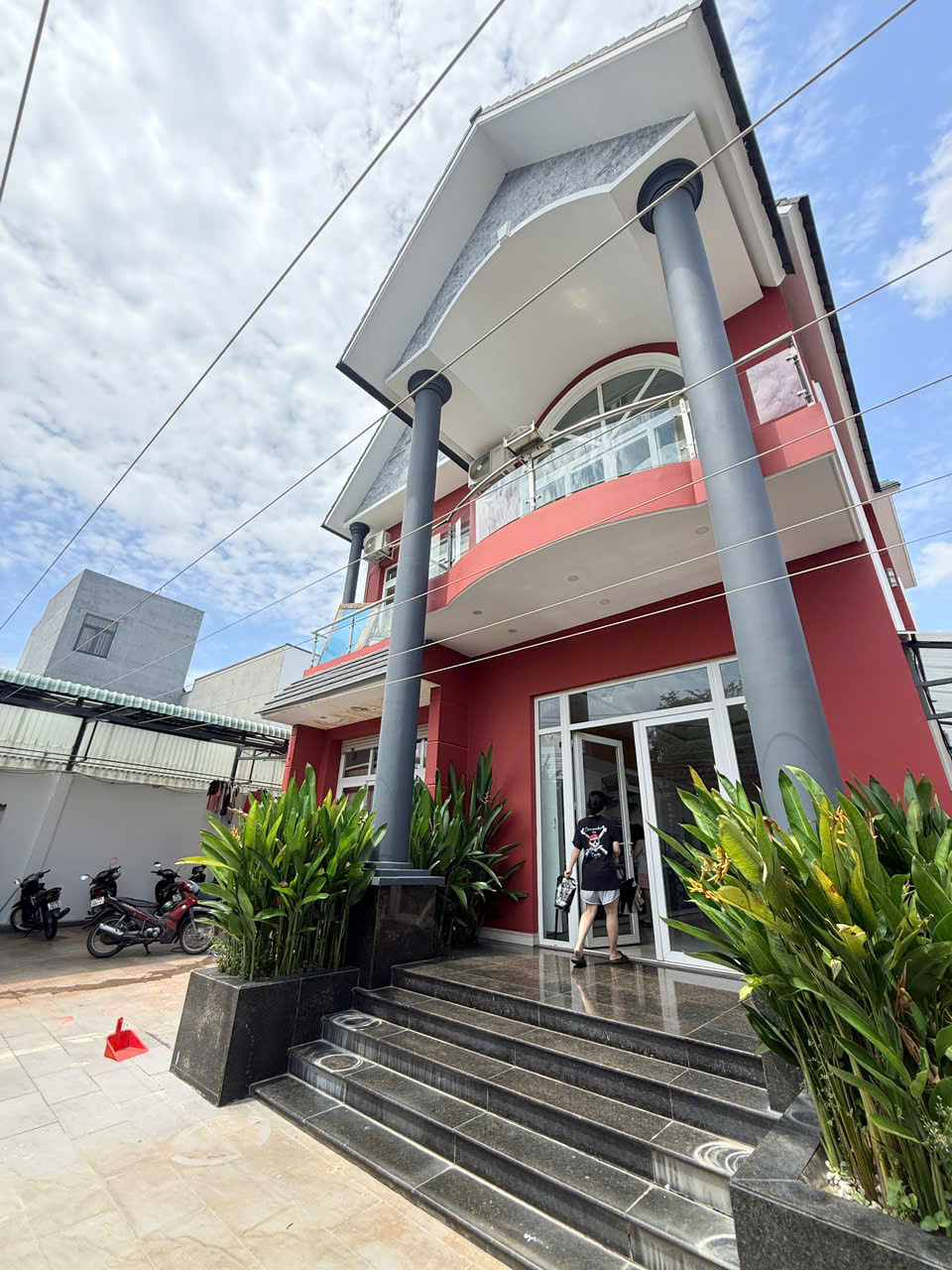 căn hộ dịch vụ lang đại học
