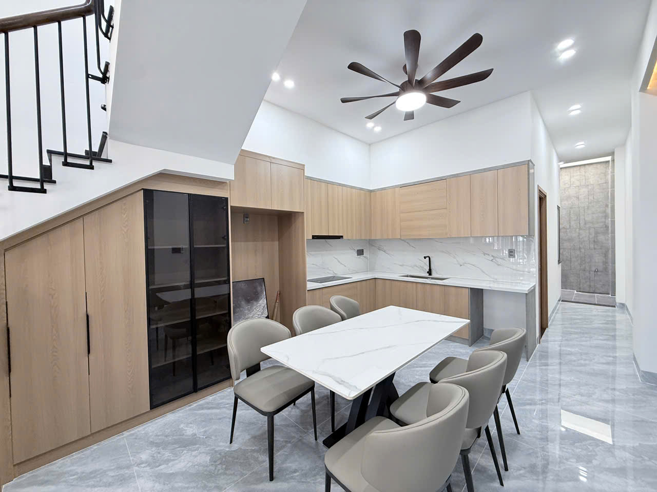 nhà mặt tiền đông hòa hcm